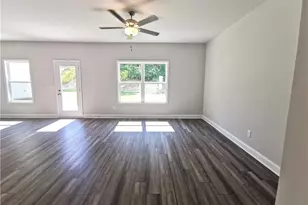 209 Station Overlook Dr, Auburn, GA 30011 - Photo 3