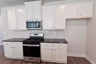 209 Station Overlook Dr, Auburn, GA 30011 - Photo 9