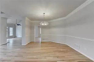 6415 Sterling Dr, Suwanee, GA 30024 - Photo 7