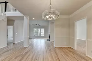 6415 Sterling Dr, Suwanee, GA 30024 - Photo 9