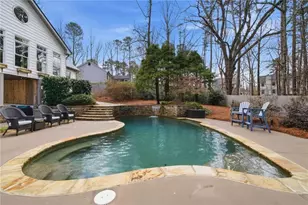 6120 Woodlake Dr, Buford, GA 30518 - Photo 41