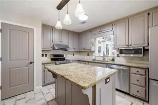 6120 Woodlake Dr, Buford, GA 30518 - Photo 5