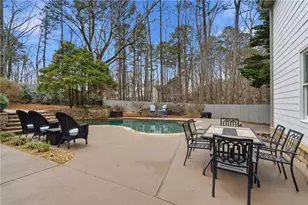 6120 Woodlake Dr, Buford, GA 30518 - Photo 23
