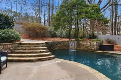 6120 Woodlake Drive, Buford, GA 30518 - Photo 39