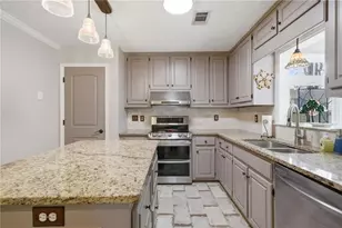 6120 Woodlake Dr, Buford, GA 30518 - Photo 31