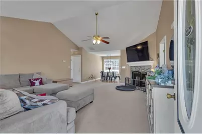 918 Scarletts Walk, Locust Grove, GA 30248 - Photo 5