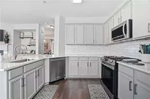 11255 Musette Cir, Alpharetta, GA 30009 - Photo 5