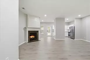 5630 Lawley Dr, Alpharetta, GA 30022 - Photo 9