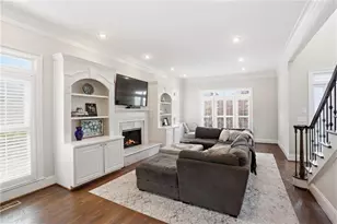 1132 Oglethorpe Ave NE, Brookhaven, GA 30319 - Photo 9