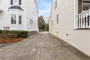 1132 Oglethorpe Ave NE, Atlanta, GA 30319 - Photo 61