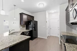 4754 Highland Ave, Sugar Hill, GA 30518 - Photo 13