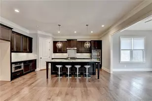 6015 Pennant Ln, Suwanee, GA 30024 - Photo 19