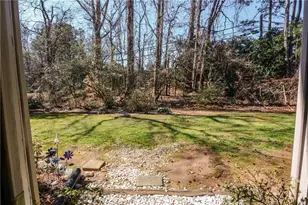 6241 Overlook Rd, Peachtree Corners, GA 30092 - Photo 19