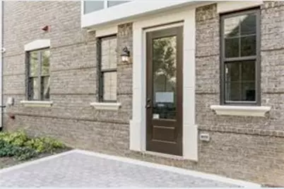 595 Broadview Place NE, Atlanta, GA 30324 - Photo 17