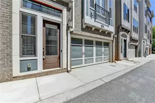 595 Broadview Pl NE, Atlanta, GA 30324 - Photo 3