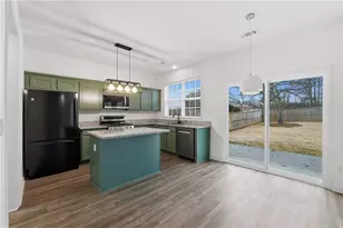 3680 Moor Pointe Dr, Cumming, GA 30040 - Photo 5