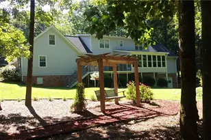 6450 Sara Glen Dr, Douglasville, GA 30135 - Photo 11