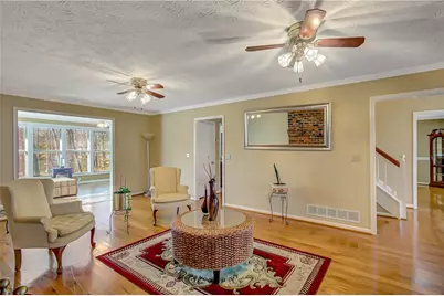 6450 Lake Sara Glen Drive, Douglasville, GA 30135 - Photo 21