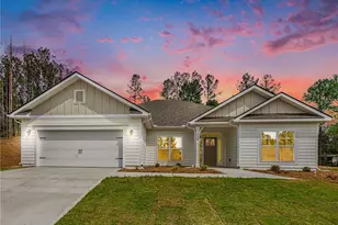 939 Eagle Hts Dr, Maysville, GA 30558 - Photo 1