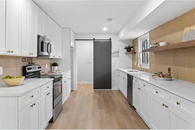 2881 Glenhaven Court SW, Conyers, GA 30094 - Photo 9