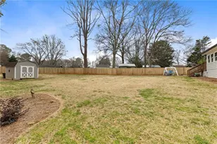 1845 Evergreen Ln, Alpharetta, GA 30009 - Photo 9