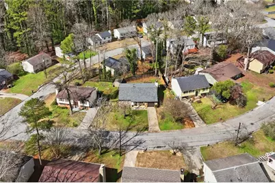 1337 Muirforest Drive, Stone Mountain, GA 30088 - Photo 3