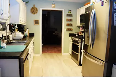 115 Eric Run Court, Lawrenceville, GA 30043 - Photo 3