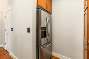 221 Semel Cir NW, Atlanta, GA 30309 - Photo 9