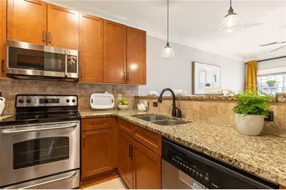221 Semel Circle NW #255, Atlanta, GA 30309 - Photo 7