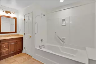 26204 Plantation Dr NE, Atlanta, GA 30324 - Photo 15