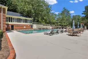 26204 Plantation Dr NE, Atlanta, GA 30324 - Photo 29