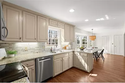 1098 Princeton Walk NE, Marietta, GA 30068 - Photo 7