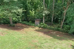 1558 Tanglewood Way NW, Conyers, GA 30012 - Photo 37