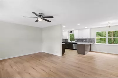 1558 Tanglewood Way NW, Conyers, GA 30012 - Photo 3