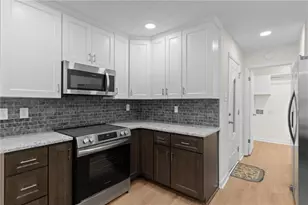 1558 Tanglewood Way NW, Conyers, GA 30012 - Photo 7