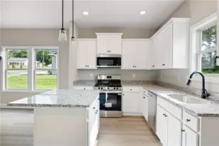 104 Winston Way, Carrollton, GA 30117 - Photo 3