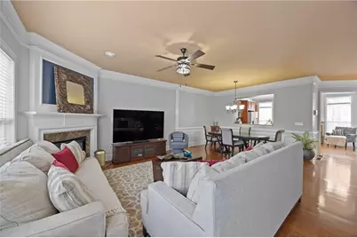 2871 Overlook Way, Atlanta, GA 30324 - Photo 11