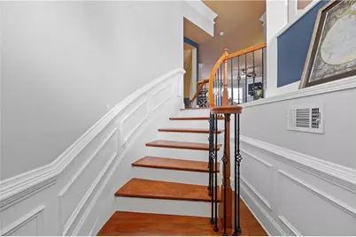 2871 Overlook Way, Atlanta, GA 30324 - Photo 3