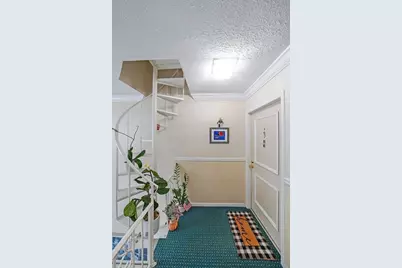 6851 Roswell Road #O3, Atlanta, GA 30328 - Photo 9