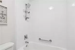 28206 Plantation Dr NE, Atlanta, GA 30324 - Photo 35