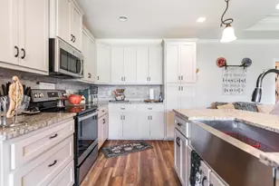 601 Charlestown Wy, Bonaire, GA 31005 - Photo 11