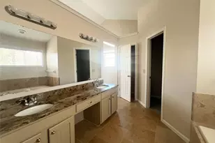 450 Mikasa Dr, Alpharetta, GA 30022 - Photo 13