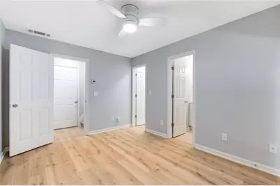 1781 Liberty Parkway NW, Atlanta, GA 30318 - Photo 37