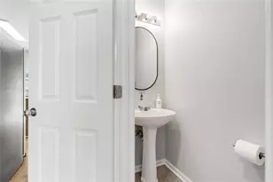 1781 Liberty Pkwy NW, Atlanta, GA 30318 - Photo 5