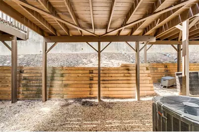 1781 Liberty Parkway NW, Atlanta, GA 30318 - Photo 39