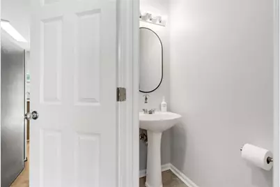 1781 Liberty Parkway NW, Atlanta, GA 30318 - Photo 11