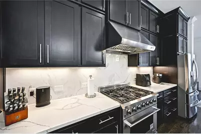 1108 Briar Cove Circle, Atlanta, GA 30329 - Photo 11