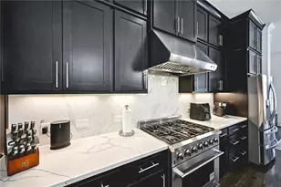 1108 Briar Cove Cir, Atlanta, GA 30329 - Photo 11