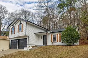 773 Stonebridge Crescent, Lithonia, GA 30058 - Photo 3