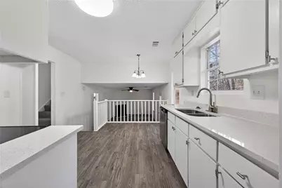 773 Stonebridge Crescent, Lithonia, GA 30058 - Photo 5